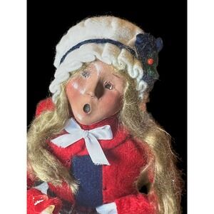Byers Choice Caroler Cries of London 1998 Woman Bonnet Blonde Long Hair 13.25"Ht